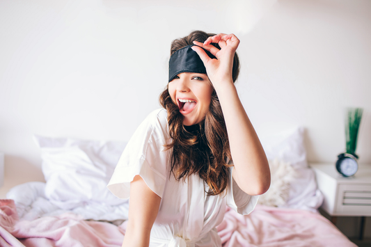 How to Wake Up and Feel Refreshed: 12 Healthy Habits That Actually Work